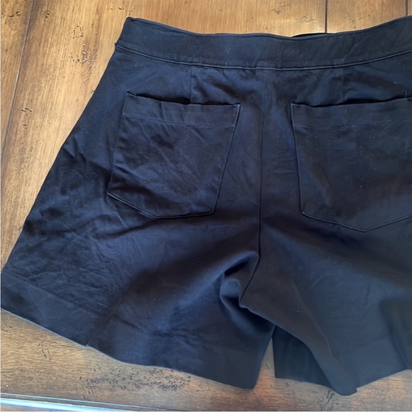 Two pair for price of one!!  Spanx white shorts NWOT and black shorts worn once - Picture 12 of 14